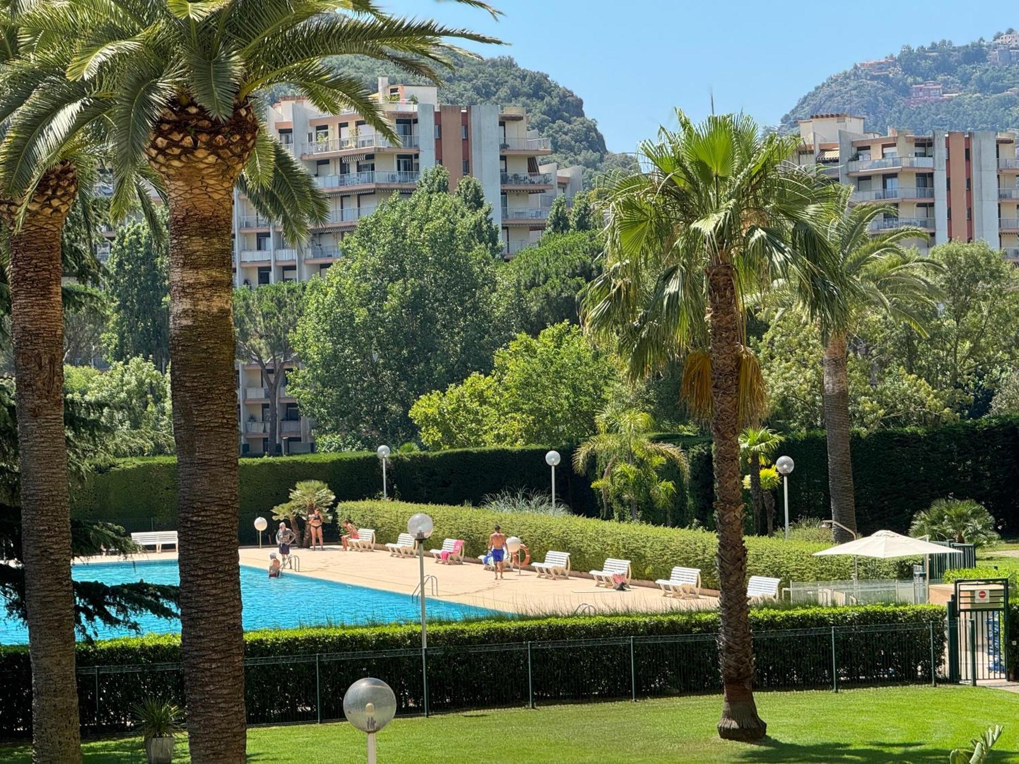 My Resid Appart Cannes Vue Marina Et Vue Montagne Мандельё-ла-Напуль Экстерьер фото